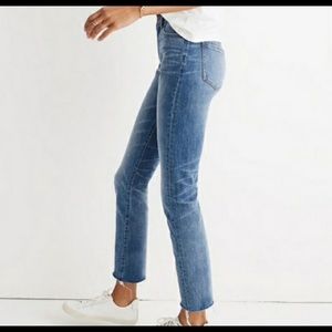 Madewell The perfect vintage jeans.  Size 31